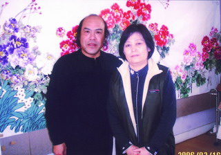 5、罗玉祥先生和河南省美协副主席、洛阳市美协主席王绣在一起.jpg