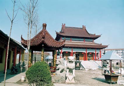 19--F83.jpg