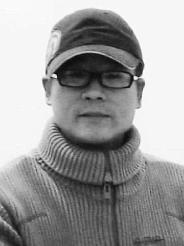 施鹏向.jpg
