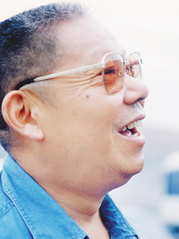 朱旭.jpg