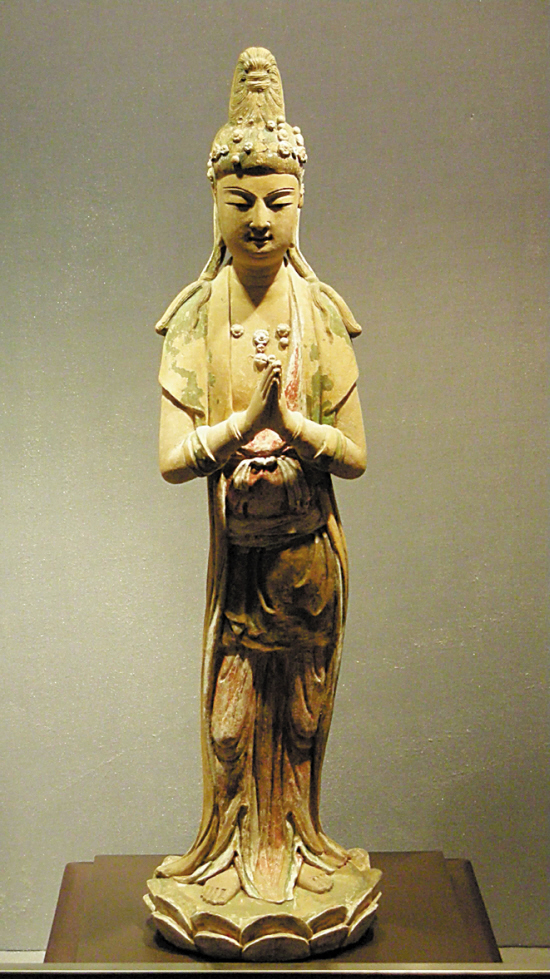 北宋彩塑泥菩萨立像.jpg