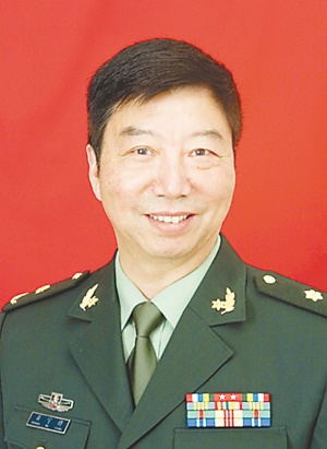 黄宇烽.jpg