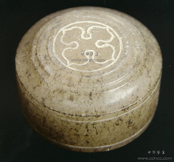 20、东晋 玉柄饰.jpg