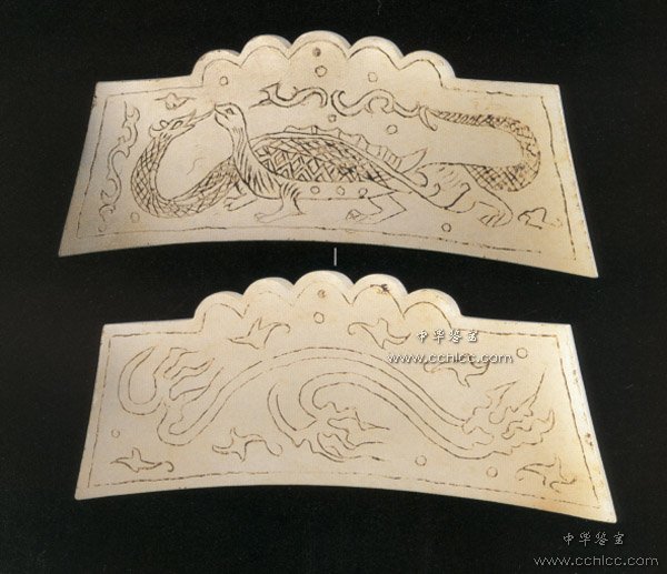 40、玉璜 六朝.jpg