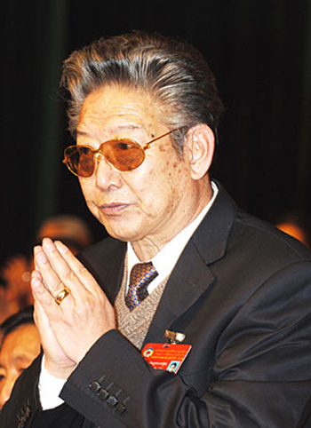 中国佛教协会名誉会长帕巴拉·格列朗杰（藏）.jpg