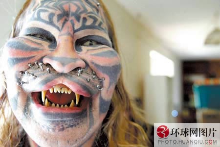 2.丹尼斯·阿夫纳：大脸猫.jpg