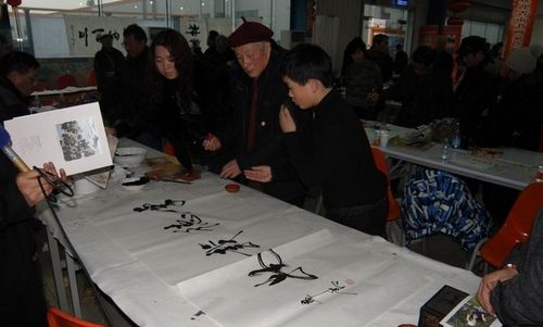 老书画家章杰.jpg