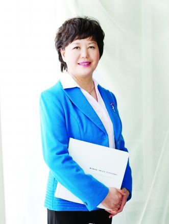 江苏省卫生厅厅长王咏红.jpg