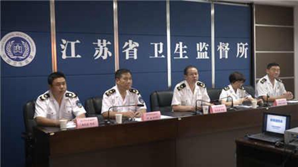 净水黑作坊泛滥，江苏查获“三无”净水器一批！3.jpg